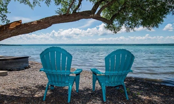Town of Ledyard Cabaña | Cayuga Sunshine: Luxury on Cayuga Lake. Close to Aurora!