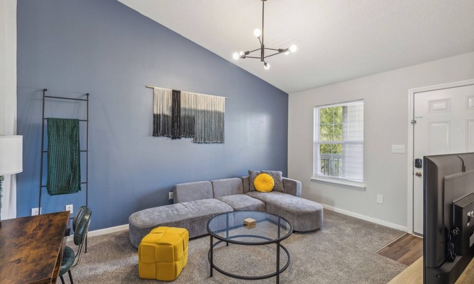 Westover Apartamento | CB 3508-301 Fayetteville Oasis I Modern, Comfy