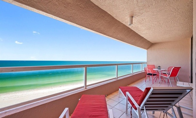 Sand Key Condominio | CBC 1-15D – Gulf and Intercoastal water Views!