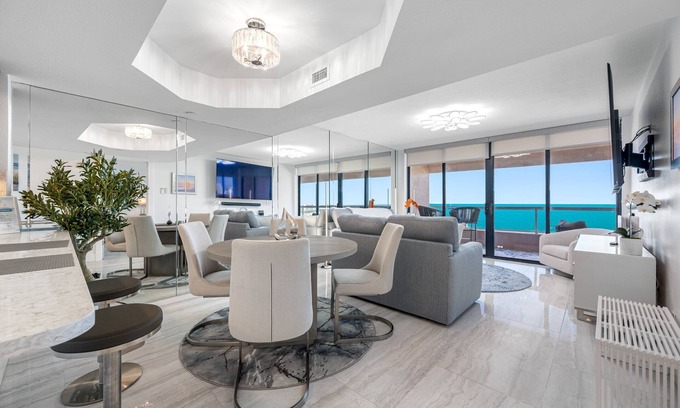 Sand Key Condominio | 🌅 CBC 2-17C – Sunset Oasis | Modern Ultra-Luxury Gulf-Front Retreat!