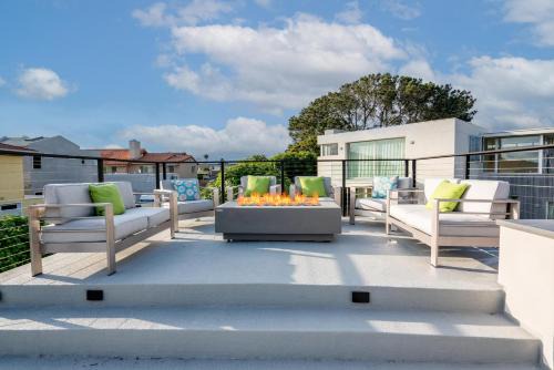 Cardiff-by-the-Sea Casa | CBS-1236 - Sensational Summit Sunsets