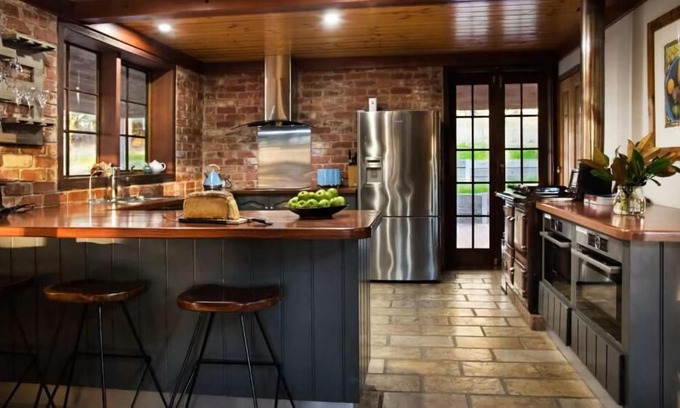 Porcupine Ridge Casa | Cedar and Stone - Daylesford Region