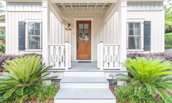 Olde Town Cabaña | Cedar Bluff Cottage en May River en Old Town Bluffton