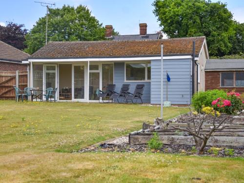 Bacton Casa | Cedar Bungalow