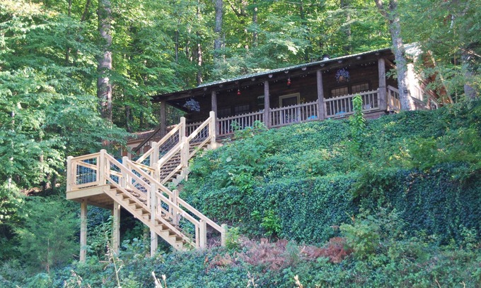 Tuckasegee Cabina | Cedar Cliff Beach Cabin - Tuckasegee, NC - ¡Cerca de WCU!