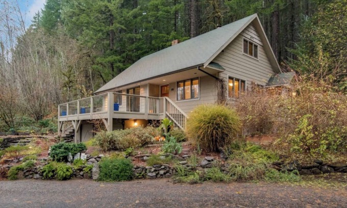 Carson Casa | El paraíso de los excursionistas! Casa arbolada 3br en 5 acres en el bosque nacional en arroyo.