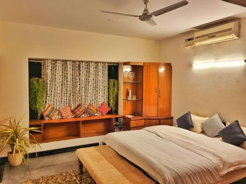 Domlur Casa | Cedar - Golf Course View