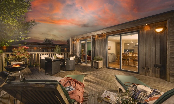 Cheddar Cabina | Cedar Lodge, Strawberryfield Park: un albergue con capacidad para 4 personas en 1 habitación