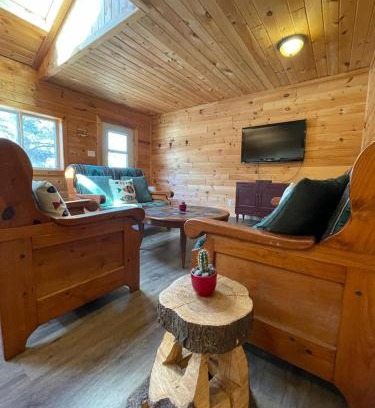 Unorganized Centre Parry Sound Apartamento | Cedar Village & Marina