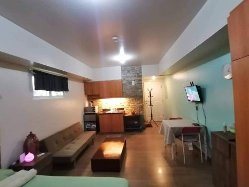 Santa Cruz Apartamento | Celadon Tower- Studio with balcony near SM San Lazaro