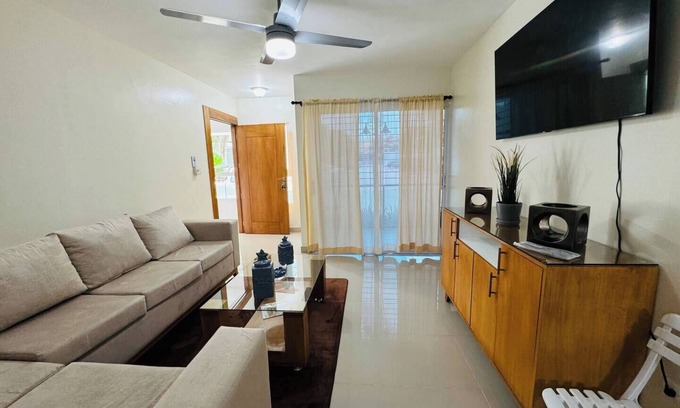 Llanos de Gurabo I Casa | Alojamiento céntrico Breezes by G1