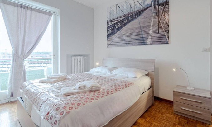 Cenisia Apartamento | Cenisia Roomy Apt x6- w/ Balcony