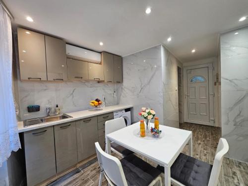 Rijeka Apartamento | Centar RI