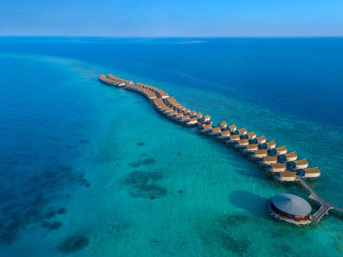 Giravaru Complejo | Centara Ras Fushi Resort & Spa Maldives - 50 percent discount on transfers for min 4 nights stay and more, valid for reservations between 11th Feb till 22 Dec 2025