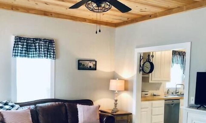 Pawhuska Casa | Centennial Cottage-Bring the Family!