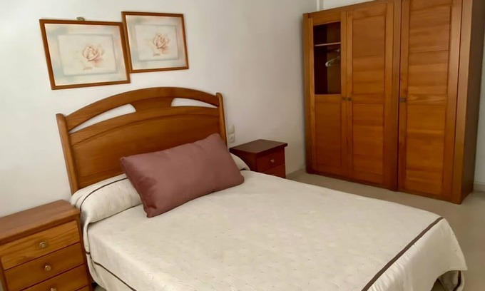 El Ensanche Apartamento | Apartamento Familiar Limpio en el Centro de la Ciudad