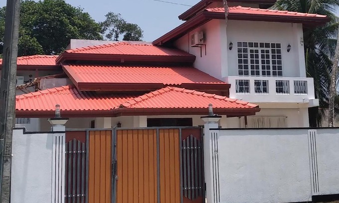 Ambalangoda Casa | Center Point Villa Hikakduwa