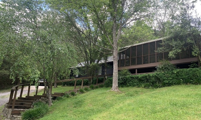 Dowelltown Casa | Centerhill Lake Indian Creek Escapada