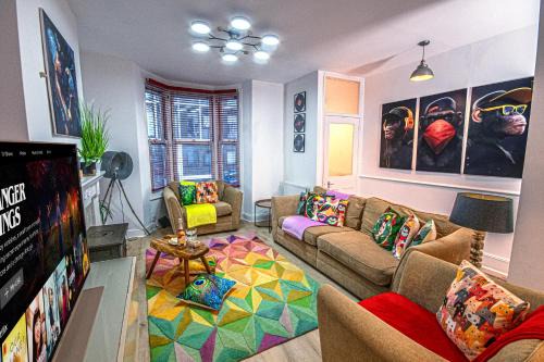 Montpelier Casa | Central 3 - Bedroom Townhouse in Brighton with Parking