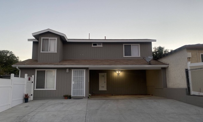 Lemon Grove Casa | Central Ac home with plenty of parking
