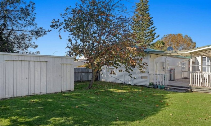 Waiotahi Casa | Central and cosy one bedroom unit.