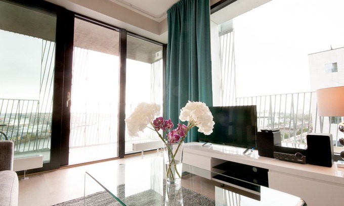 Bjørvika Apartamento | Central and modern apartment. Fully equipped and furnished.