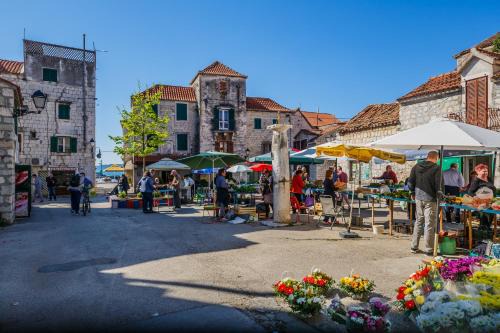 Kastel Stari Apartamento | Central Apartment Castle Cippico