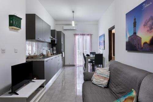 Gzira Apartamento | Central Apartment Close to Uni, Sliema & Mater Dei