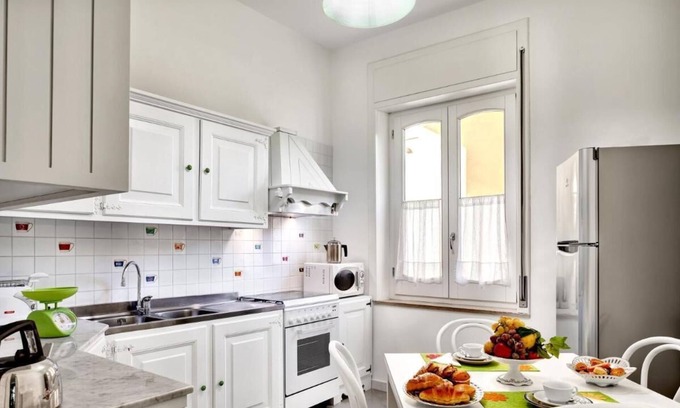 Sant'Agata sui Due Golfi Apartamento | Central Apartment Stella House