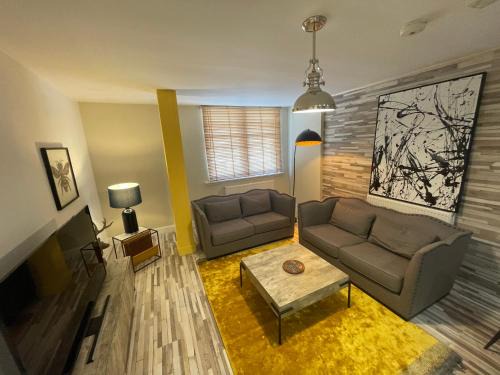 Murthly Apartamento | Central Apartment - Moderna