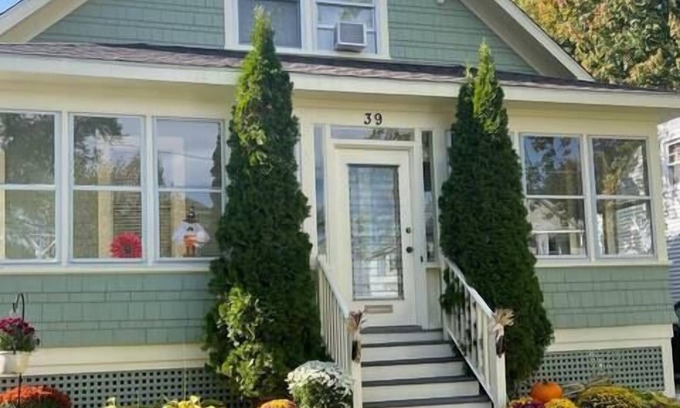 Pittsfield Casa | Central Berkshire Bungalow by Evergreen Home