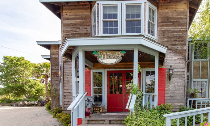 Lodge Hill Casa | Family Reunion 9bdrm, 10ba CA Coast Mansion!