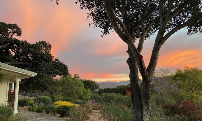 Carmel Valley Casa | Central Coast Wine Country Retreat - 4bd 4ba for 8