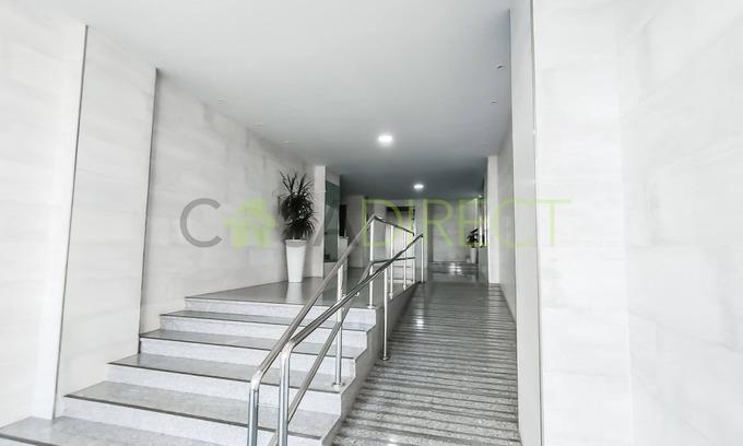 Velilla-Taramay Apartamento | Central comfortable right beach couples summer rental