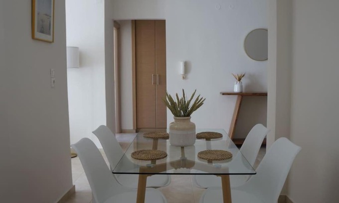 Chalcis Apartamento | Central Delight