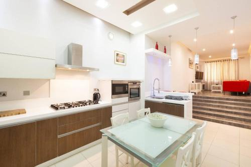 Mellieħa Heights Apartamento | Central Family Maisonette 3bed By Homely!