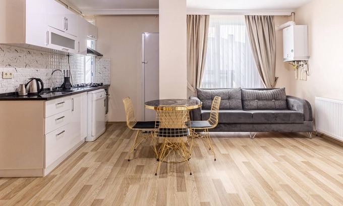 Mecidiyekoy Apartamento | Central Flat Near Metro and Trump Mall in Sisli
