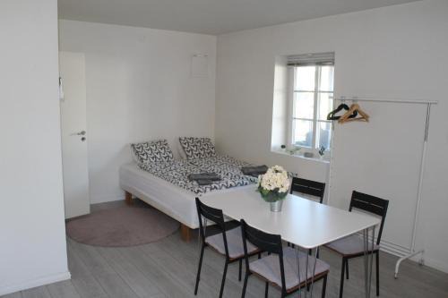 Abbekas Apartamento | Central Ground Floor Flat Near Beach & Transit