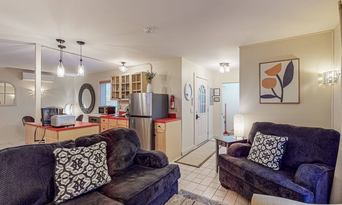 Bar Harbor Cabaña | Central guest house with patio & washer/dryer - walk to ocean, shops & dining