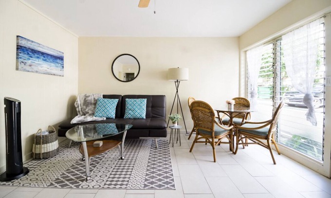 Makiki Condominio | Central HNL Condo, Bike-Bus Friendly, Pet-Friendly!