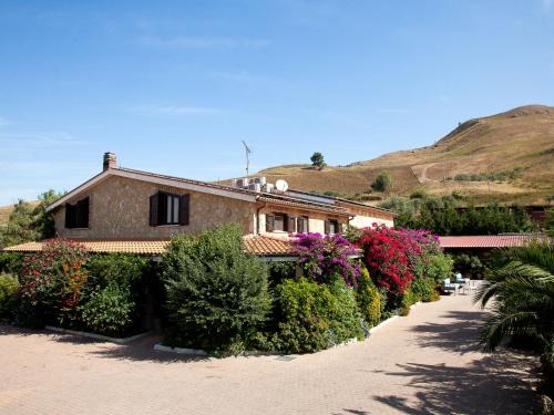 Alia Casa | Central holiday home with pool