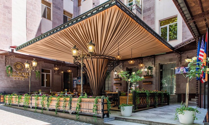 Kentron Hotel | Central Hotel Yerevan