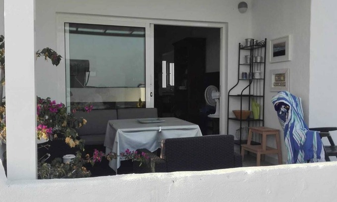 Puerto del Carmen Casa | Precioso 2 dorm. s completamente reformado. Aire acondicionado y WIFI gratis