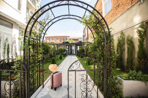 Kutaisi Hotel | Central Inn