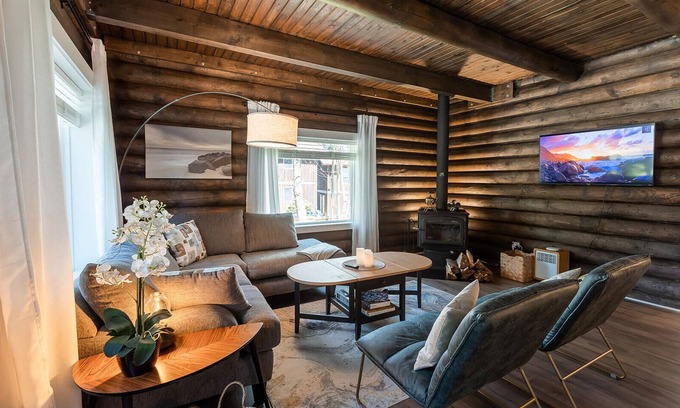Regional District of Nanaimo Cabina | Central Island Log Cabin | Perfect Base for Exploring