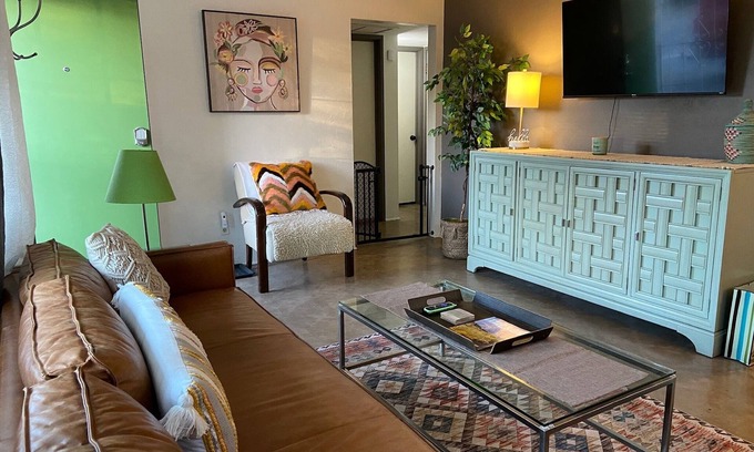 Blenman-Elm Casa | Central Javelina Casa - UofA, close to all!