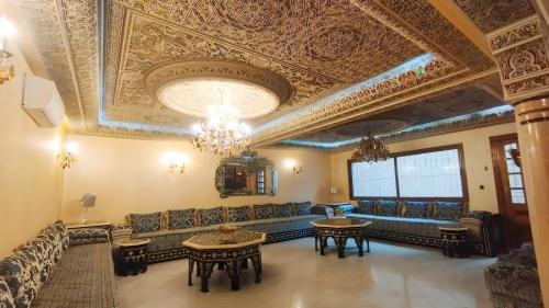 Quartier Mozart Apartamento | Central Large apartment with stone sauna and jacuzzi