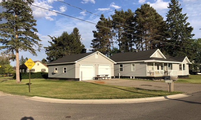 Tawas City Casa | Central located. Includes finished 2 car garage! 1 minute from beach!