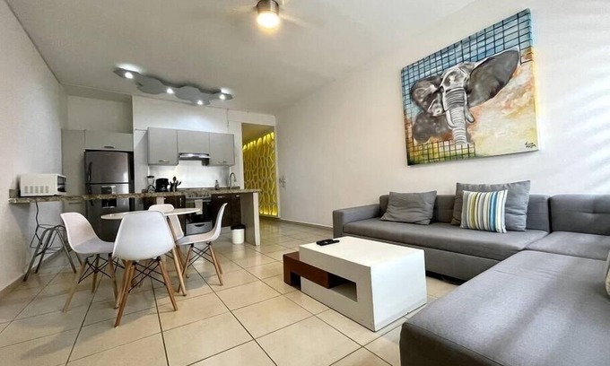 Díaz Ordaz Condominio | Padre depa moderno en perfecta ubicación!