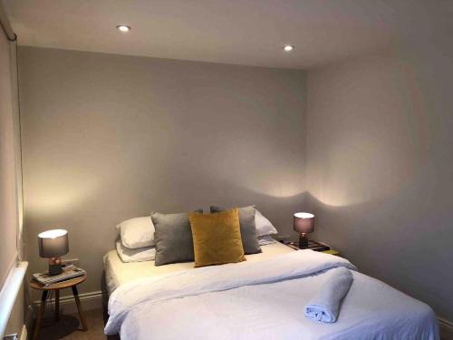 Camden Town with Primrose Hill Apartamento | Central London Charming Camden Split Level Home